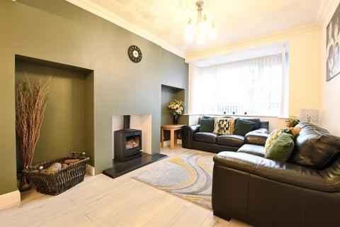 3 bedroom terraced house for sale, Chamberlain Road, Hull