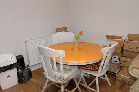 undefined, Flat 2 5 Suffolk Drive Gloucester GL1 2AF