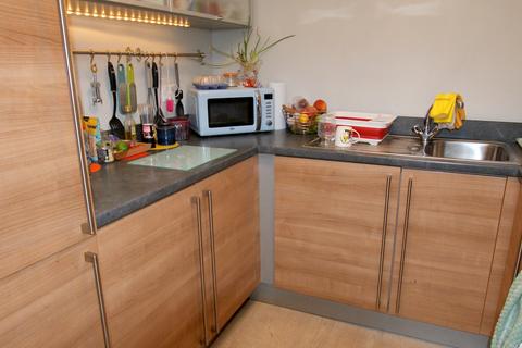 undefined, Flat 2 5 Suffolk Drive Gloucester GL1 2AF