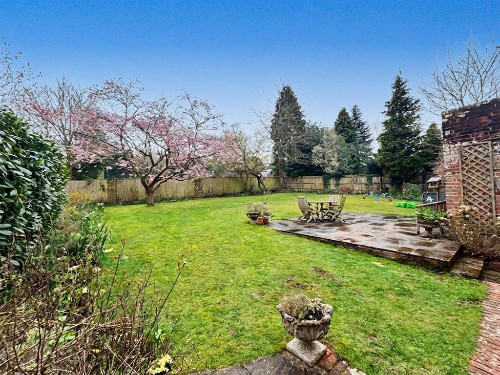 Rochfort rear garden.jpg