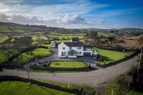 4 bedroom detached house for sale, Amlwch LL68