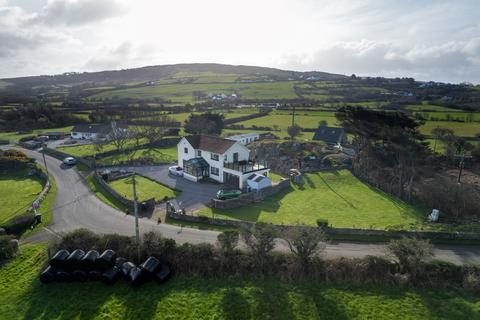 4 bedroom detached house for sale, Amlwch LL68