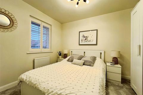 3 bedroom semi-detached house to rent, Brassey Way, Henlow SG16