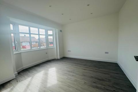 undefined, Council and Water bill inclusive, 1 Bed Flat Abercorn Gardens, RM6
