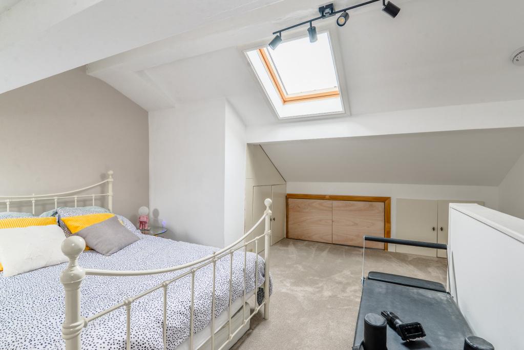 Pbedroom