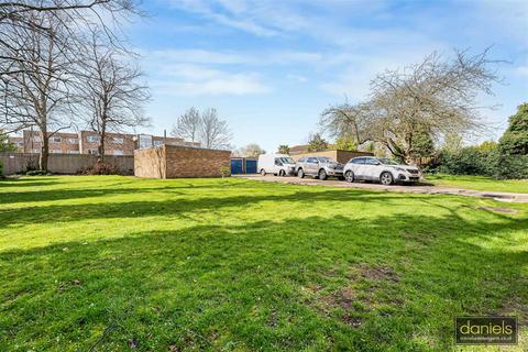undefined, Harrowdene Road, Wembley