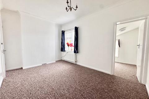 2 bedroom end of terrace house to rent, Northdown Road, Broadstairs, Kent, CT10
