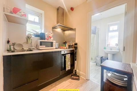 undefined, Pomfret Avenue Luton LU2 0JL