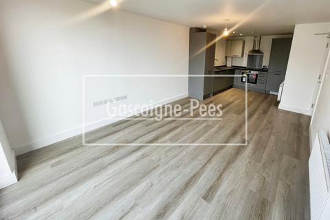undefined, Farnborough Road, Farnborough, GU14