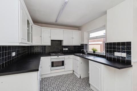 3 bedroom semi-detached house for sale, Carlisle Crescent, Ashton-under-Lyne, Greater Manchester, OL6