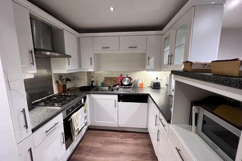 2 bedroom apartment to rent, Russet Drive, St Albans