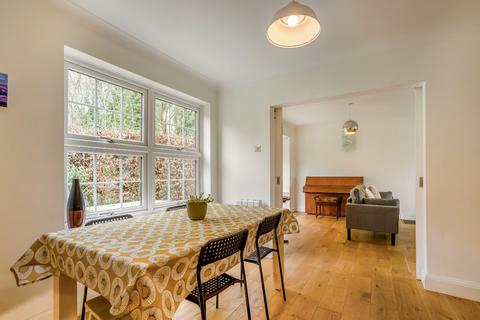 5 bedroom detached house for sale, Harkness Drive, Canterbury, Kent