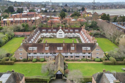 1 bedroom flat for sale, Heath Close, London NW11