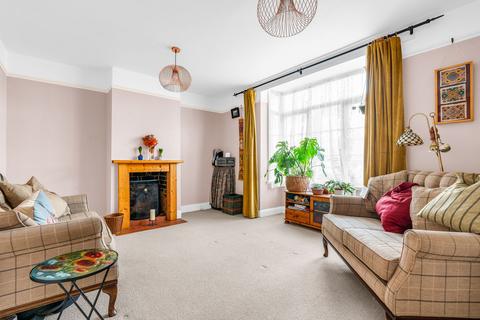 3 bedroom end of terrace house for sale, Vicarage Road, Ware SG12