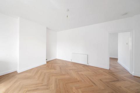 1 bedroom flat for sale, Albert Road, London SE25