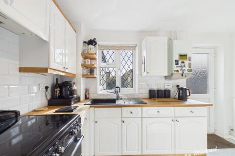 3 bedroom end of terrace house for sale, Redwing, Aylesbury