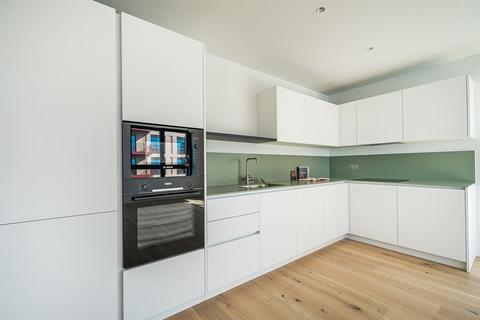 1 bedroom apartment to rent, Peninsula Gardens, Pilot Walk, Lower Riverside, Greenwich Peninsula, SE10