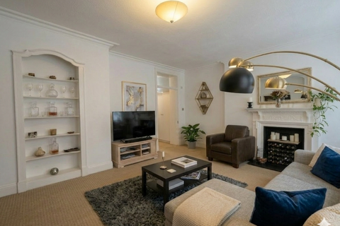 3 bedroom flat to rent, Glentworth Street, London NW1
