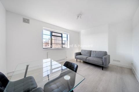 2 bedroom flat to rent, Wandsworth Road, Vauxhall, London, SW8