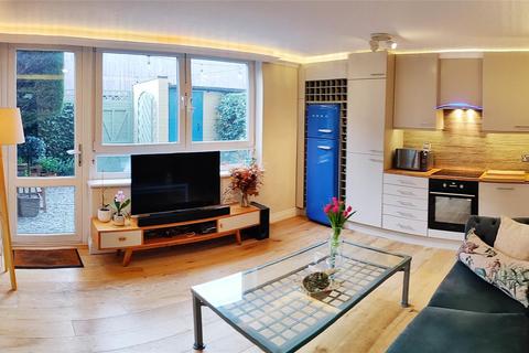 undefined, Burnett Court, Parkham Street, Battersea Square SW11
