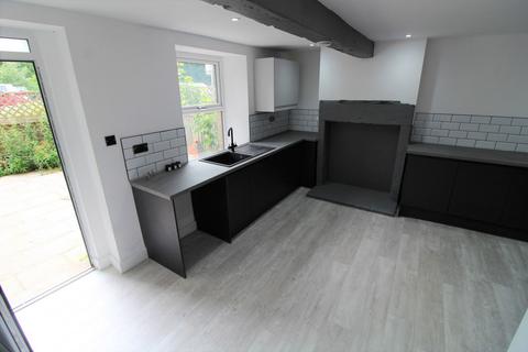 undefined, Huddersfield Road, Holmfirth, HD9 3JD