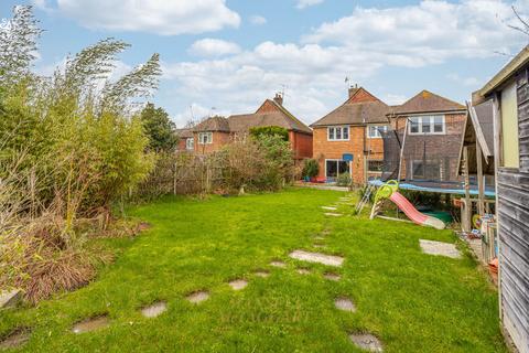 4 bedroom detached house for sale, Fairlawn Drive, East Grinstead RH19
