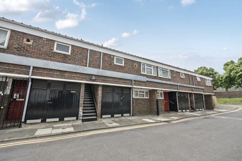 2 bedroom apartment for sale, Conistone Way, London