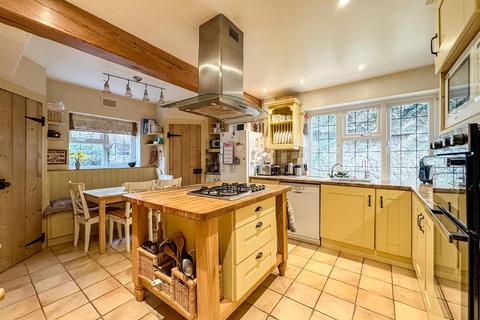 4 bedroom detached house for sale, Shrubbery Avenue, Weston-Super-Mare BS23