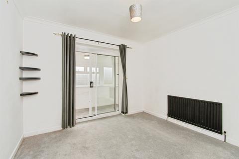 undefined, Broomhill, Castleford