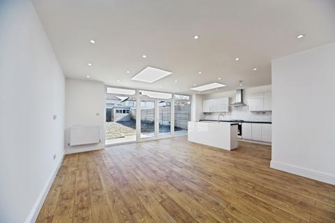 3 bedroom semi-detached house for sale, Shaxton Crescent, New Addington, Croydon, CR0