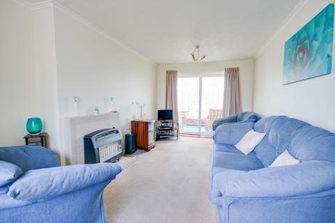 3 bedroom terraced house for sale, MIDANBURY! NO CHAIN! POTENTIAL TO IMPROVE!