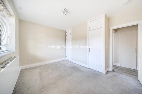 2 bedroom flat to rent, Wandsworth Road, London, SW8