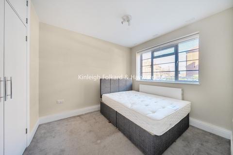 2 bedroom flat to rent, Wandsworth Road, London, SW8