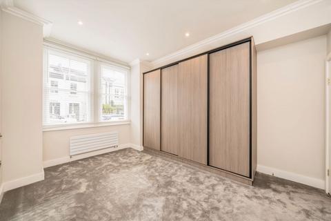 2 bedroom flat for sale, Wardo Avenue, Fulham SW6