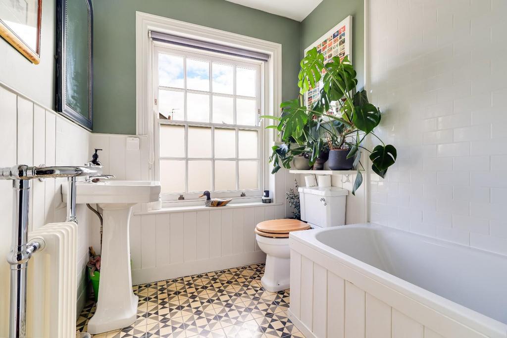 Family bathroom