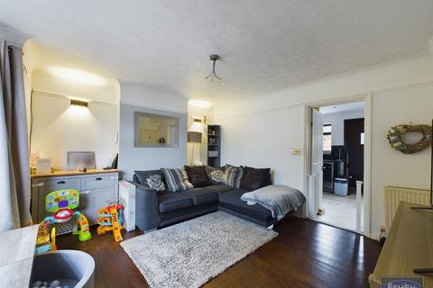 2 bedroom semi-detached house to rent, Brier Road, Sittingbourne, ME10