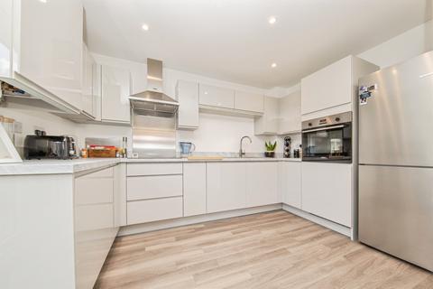 3 bedroom semi-detached house for sale, Emerald Avenue, Ipswich