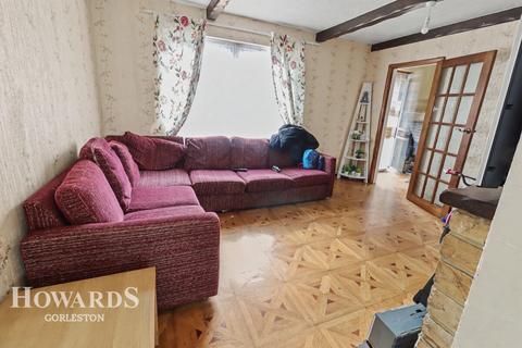 3 bedroom terraced house for sale, St Hughs Green, Gorleston