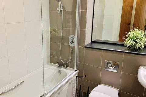 undefined, Heath Rd CR7
