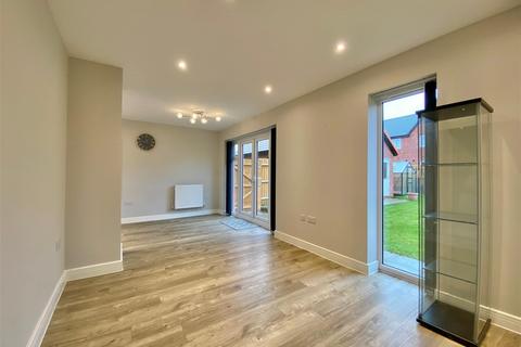 undefined, Milliner Crescent, Gloucester