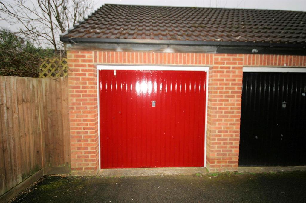 Single Garage