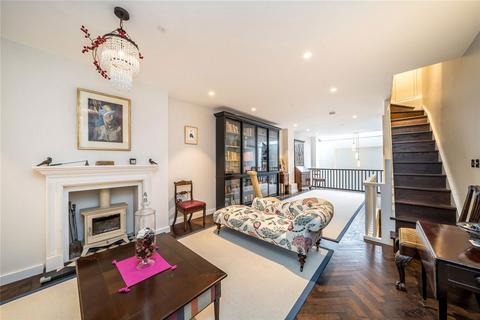 undefined, Pembroke Place, London W8