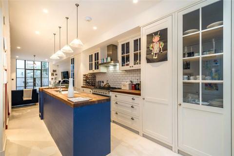 undefined, Pembroke Place, London W8