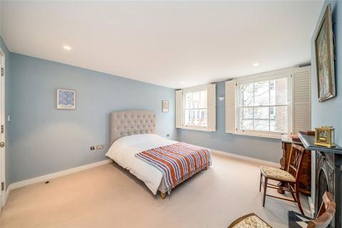 undefined, Pembroke Place, London W8