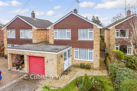 undefined, Chaucer Avenue, East Grinstead RH19