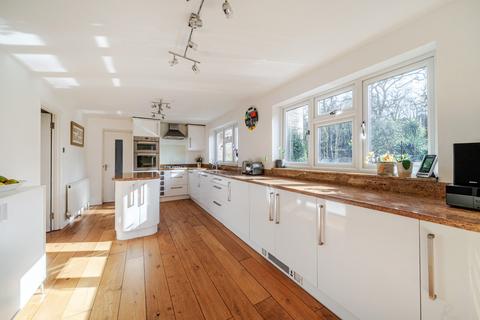 5 bedroom detached house for sale, Gorselands Close, West Byfleet, KT14