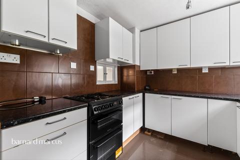 2 bedroom ground floor flat for sale, Christchurch Park, Sutton