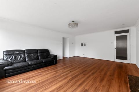 2 bedroom ground floor flat for sale, Christchurch Park, Sutton