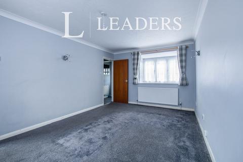 3 bedroom detached house to rent, Evesham Close, Bournemouth, BH7