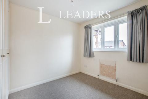 3 bedroom detached house to rent, Evesham Close, Bournemouth, BH7